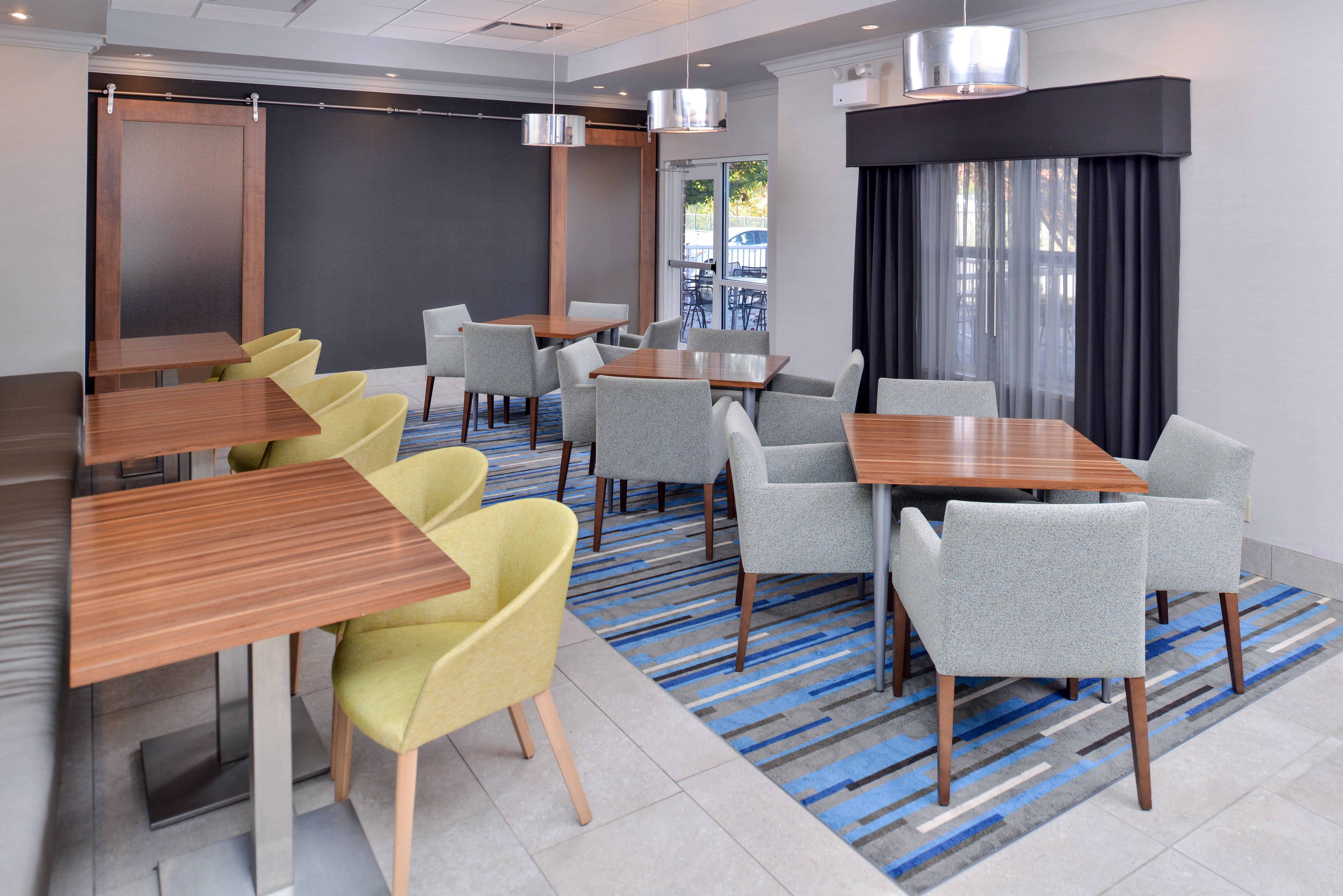 Holiday Inn Express Hotel & Suites St. Louis West-O'Fallon By Ihg Buitenkant foto
