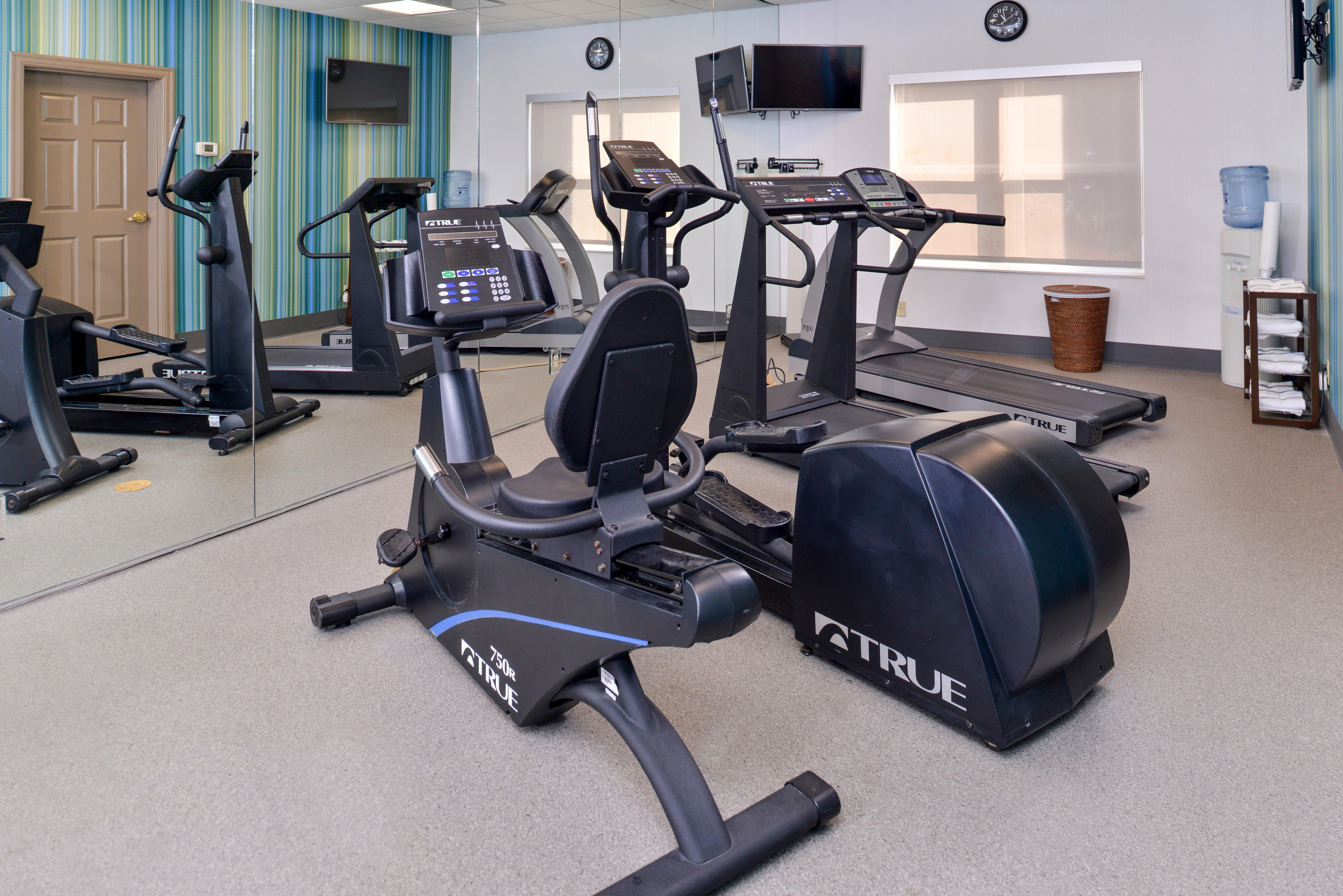 Holiday Inn Express Hotel & Suites St. Louis West-O'Fallon By Ihg Buitenkant foto