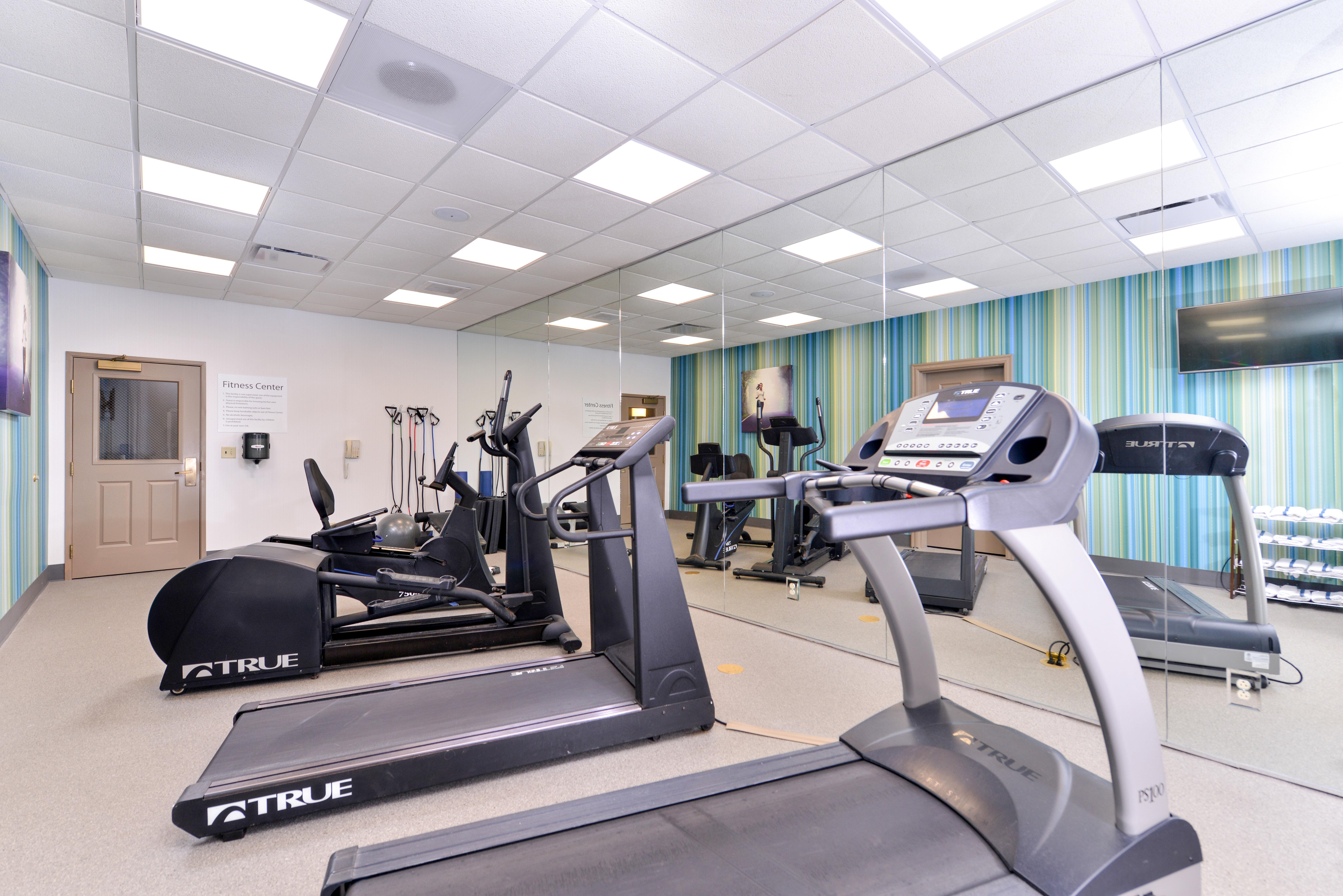 Holiday Inn Express Hotel & Suites St. Louis West-O'Fallon By Ihg Buitenkant foto