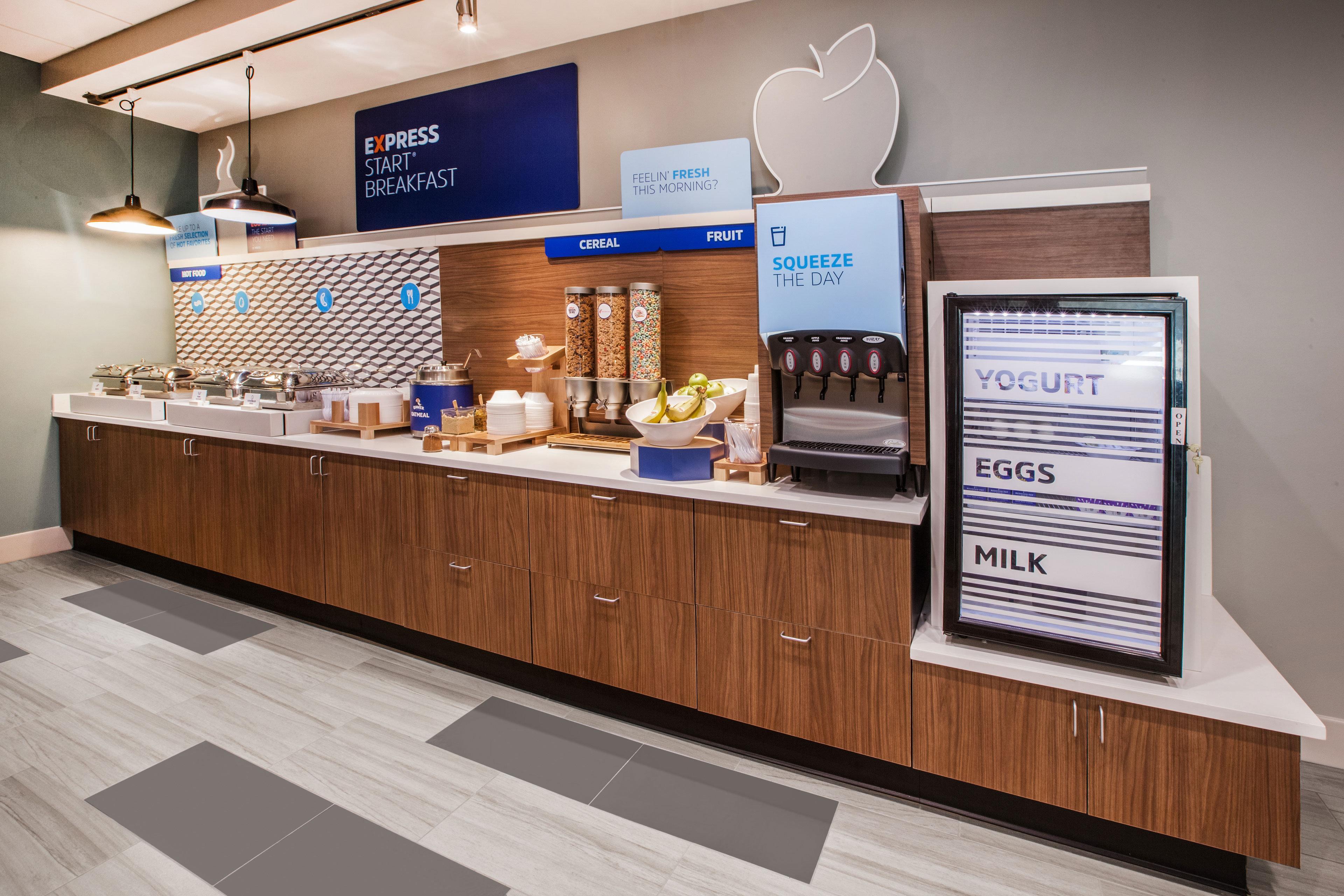 Holiday Inn Express Hotel & Suites St. Louis West-O'Fallon By Ihg Buitenkant foto