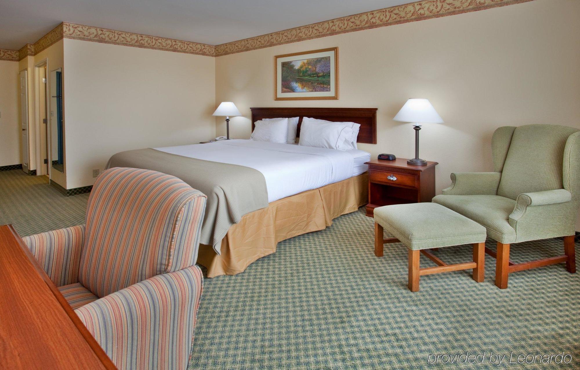 Holiday Inn Express Hotel & Suites St. Louis West-O'Fallon By Ihg Kamer foto